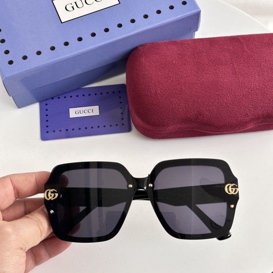 Gucci SUNGLASSES Gucci SUNGLASSES