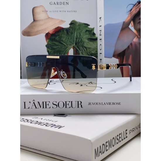 BURBERRY SUNGLASSES