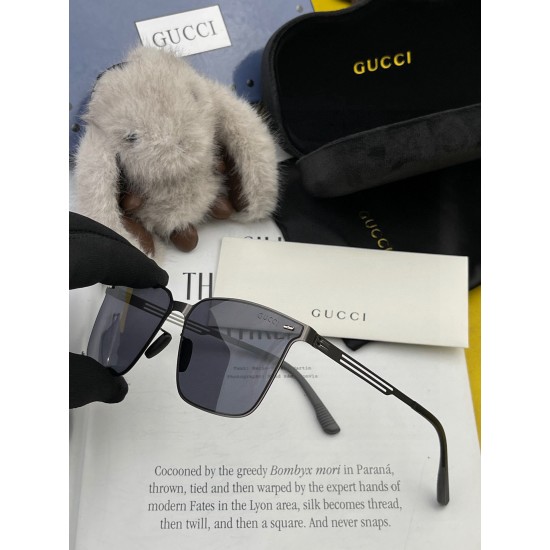 Gucci SUNGLASSES