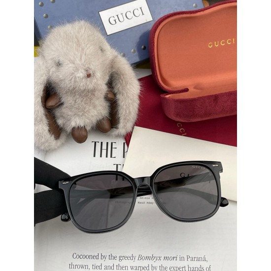 Gucci SUNGLASSES