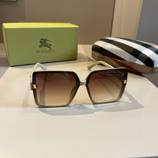 BURBERRY SUNGLASSES