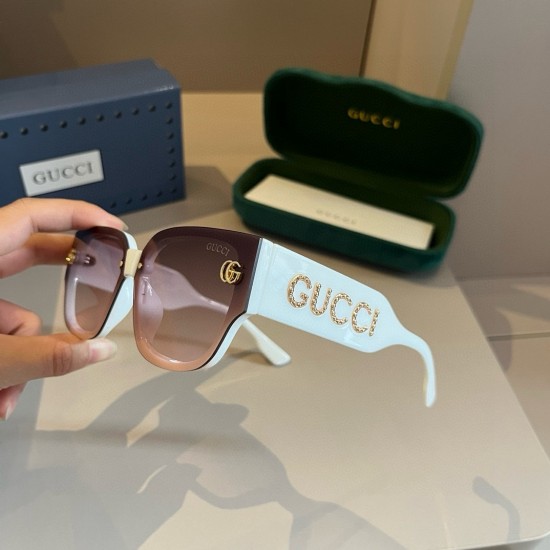 Gucci SUNGLASSES