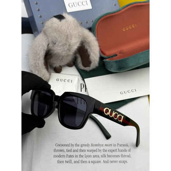 Gucci SUNGLASSES