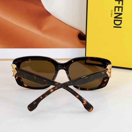 FENDI SUNGLASSES