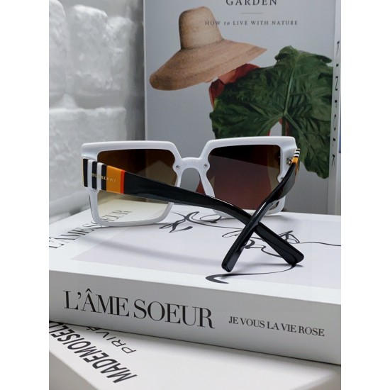 BURBERRY SUNGLASSES