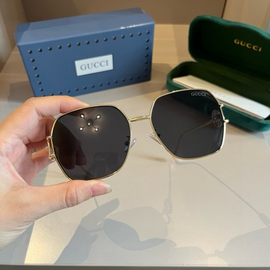 Gucci SUNGLASSES