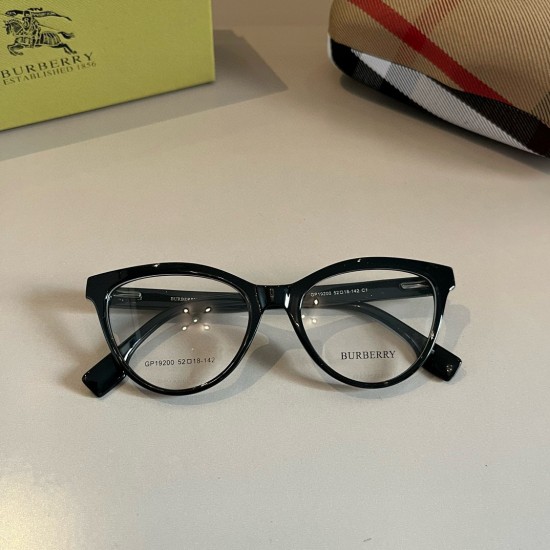 BURBERRY SUNGLASSES