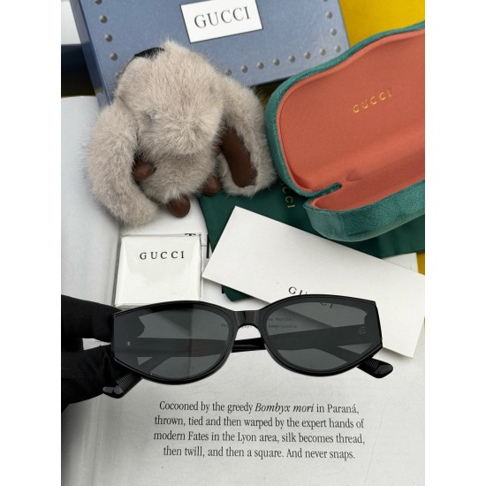 Gucci SUNGLASSES