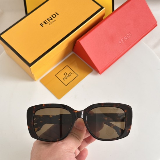 FENDI SUNGLASSES