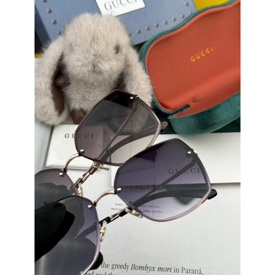 Gucci SUNGLASSES