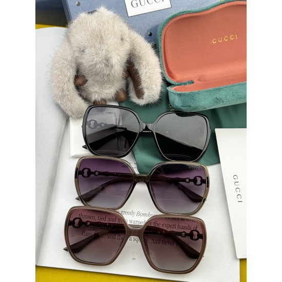 Gucci SUNGLASSES