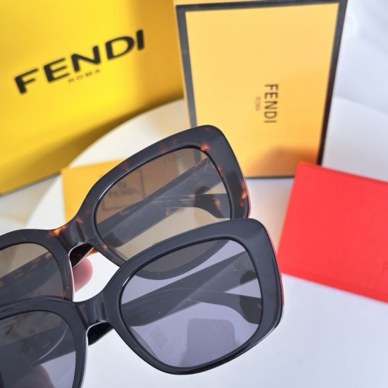 FENDI SUNGLASSES