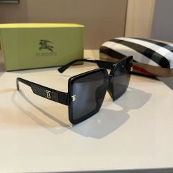 BURBERRY SUNGLASSES