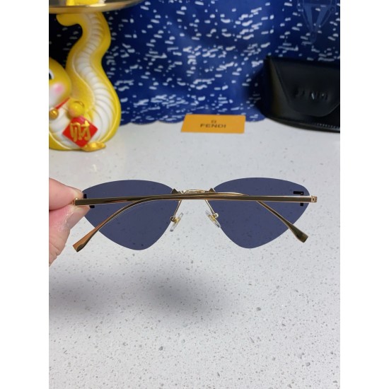 FENDI SUNGLASSES