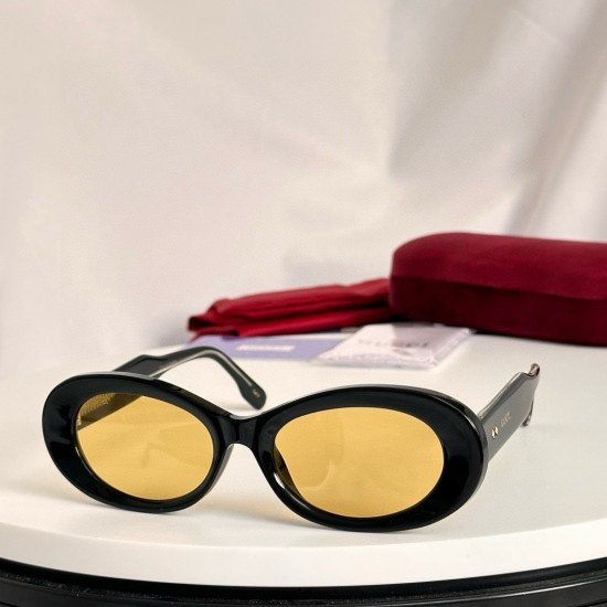 Gucci SUNGLASSES Gucci SUNGLASSES
