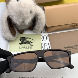 BURBERRY SUNGLASSES