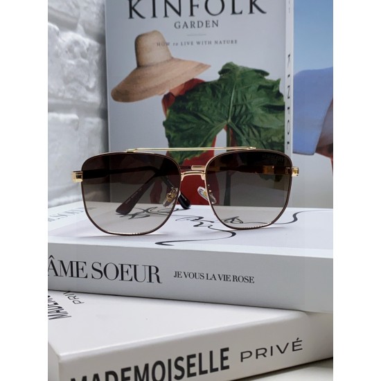 BURBERRY SUNGLASSES