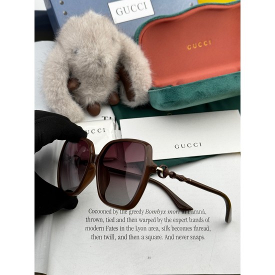 Gucci SUNGLASSES