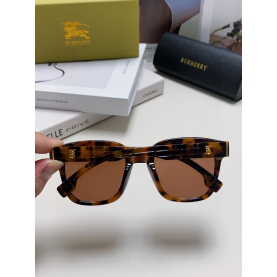 BURBERRY SUNGLASSES