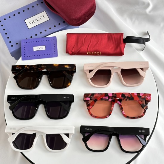 Gucci SUNGLASSES