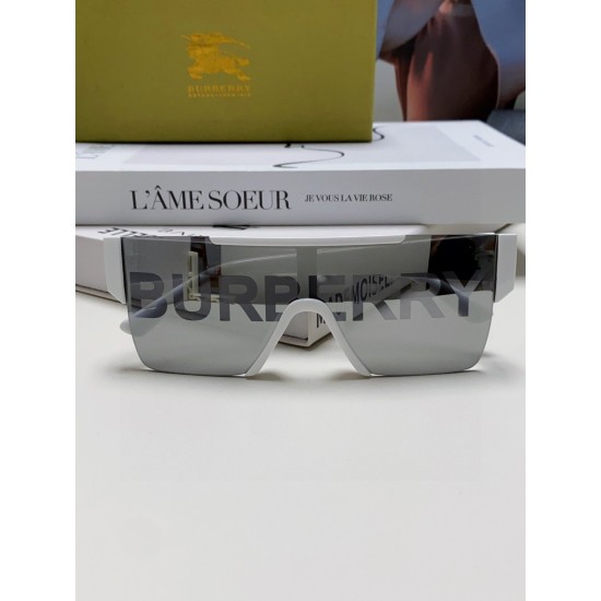 BURBERRY SUNGLASSES