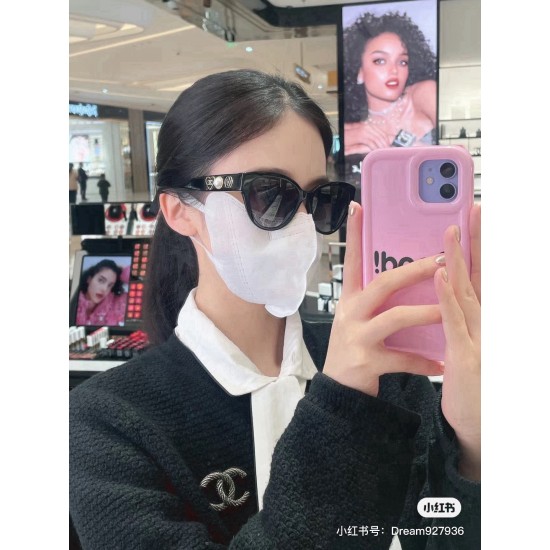 CHANEL SUNGLASSES