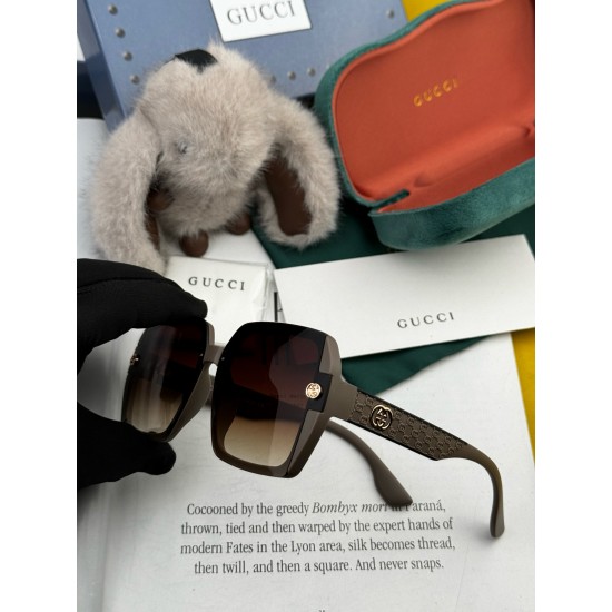 Gucci SUNGLASSES
