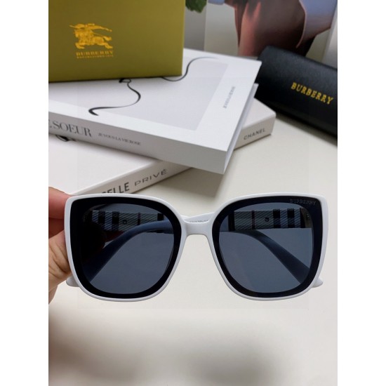 BURBERRY SUNGLASSES