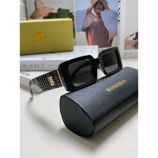 BURBERRY SUNGLASSES