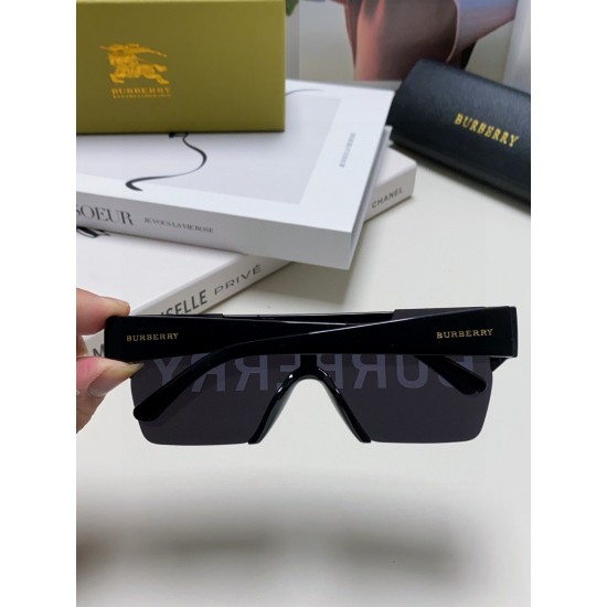 BURBERRY SUNGLASSES