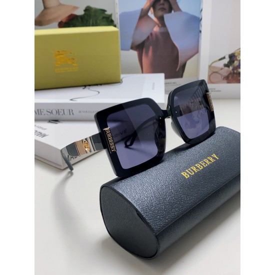 BURBERRY SUNGLASSES