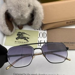 BURBERRY SUNGLASSES