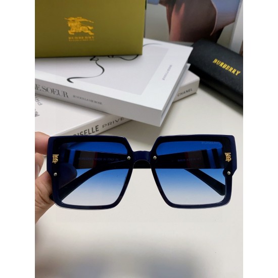 BURBERRY SUNGLASSES