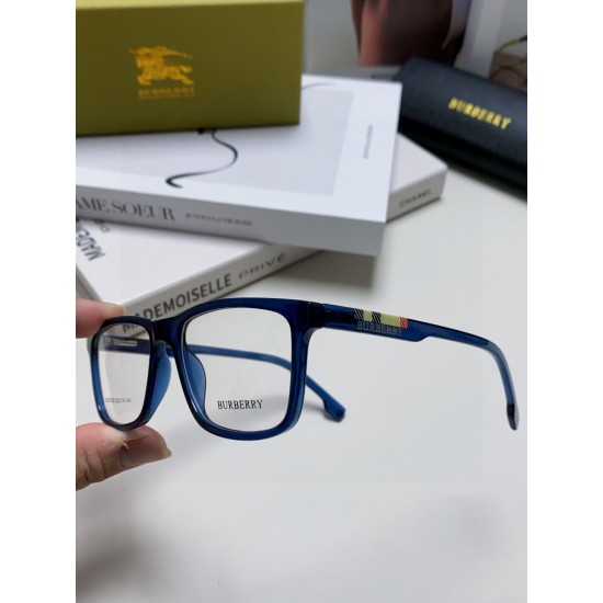 BURBERRY SUNGLASSES