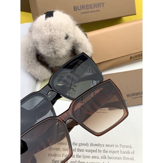 BURBERRY SUNGLASSES