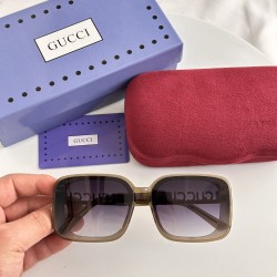 Gucci SUNGLASSES