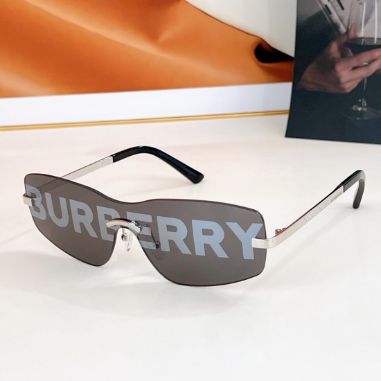 BURBERRY SUNGLASSES