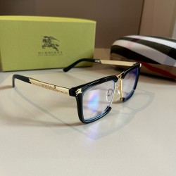 BURBERRY SUNGLASSES