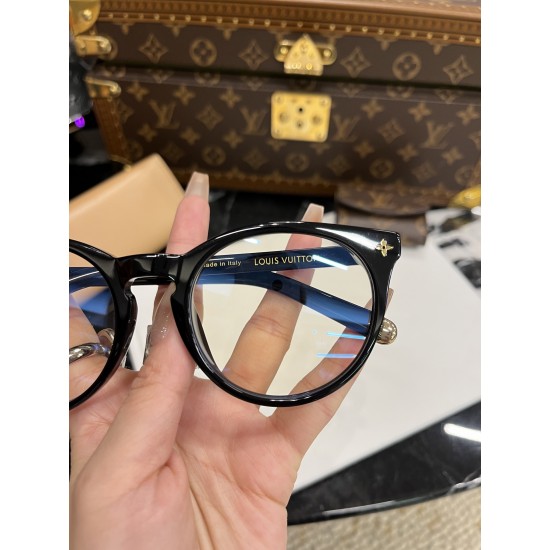 LV SUNGLASSES