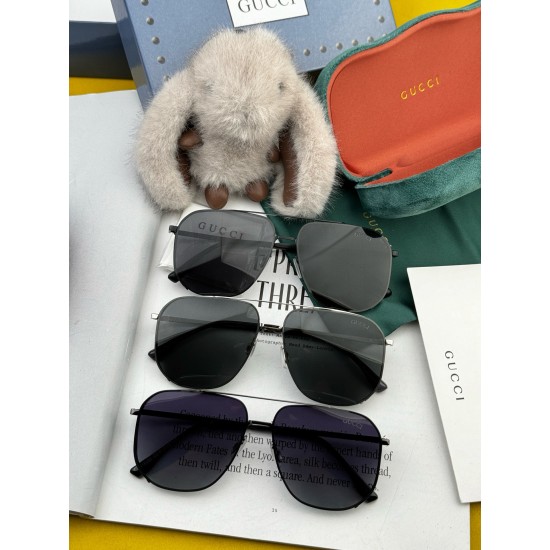 Gucci SUNGLASSES