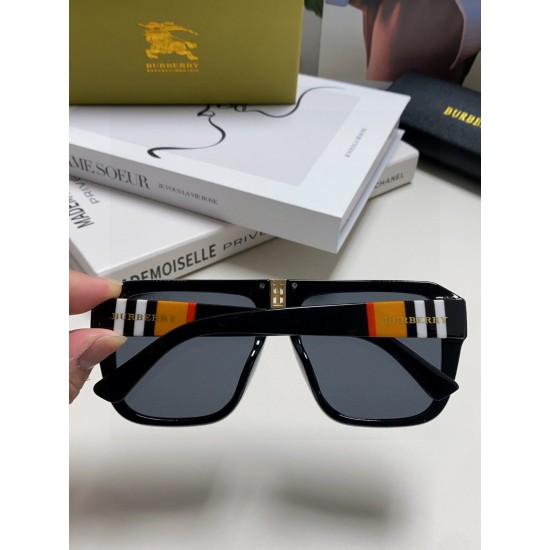 BURBERRY SUNGLASSES