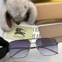 BURBERRY SUNGLASSES