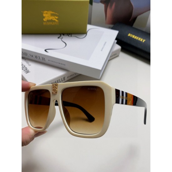 BURBERRY SUNGLASSES