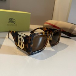 BURBERRY SUNGLASSES