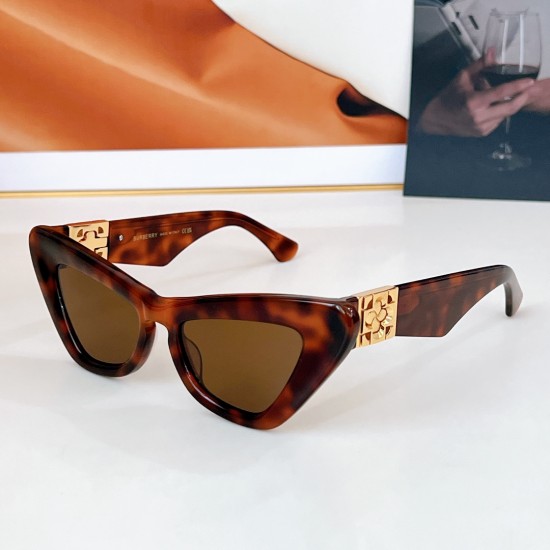 BURBERRY SUNGLASSES