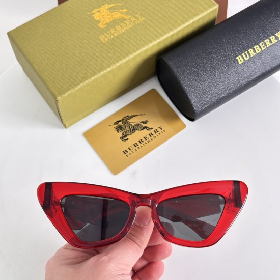 BURBERRY SUNGLASSES