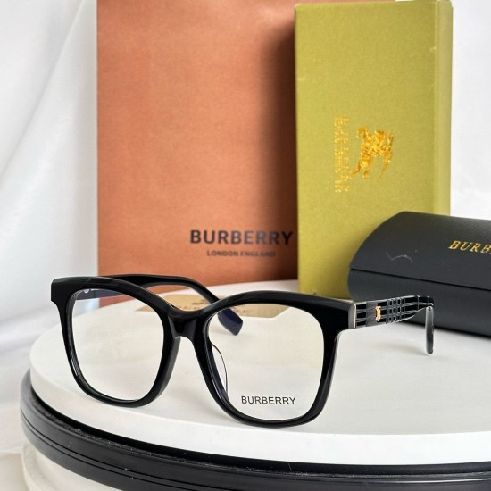 BURBERRY SUNGLASSES