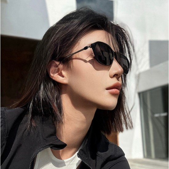 Gucci SUNGLASSES Gucci SUNGLASSES