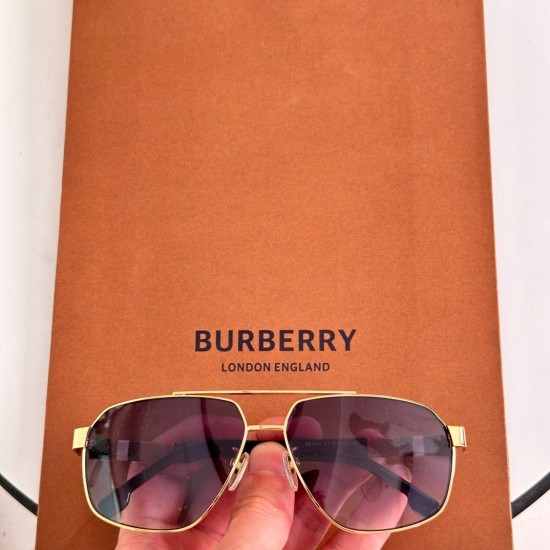 BURBERRY SUNGLASSES