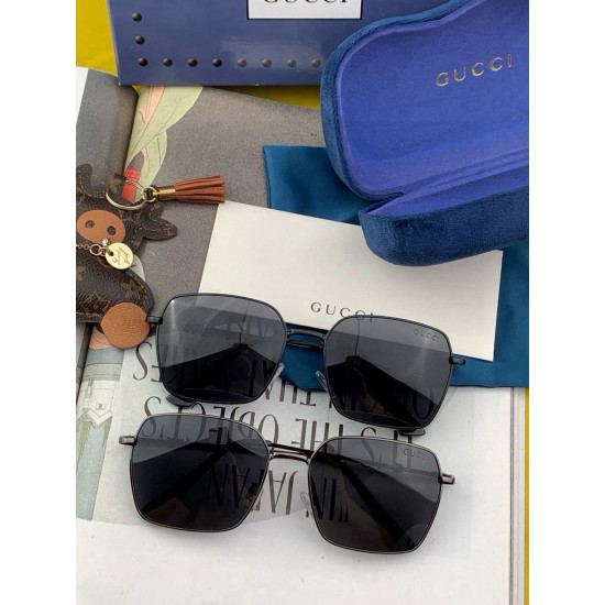 Gucci SUNGLASSES